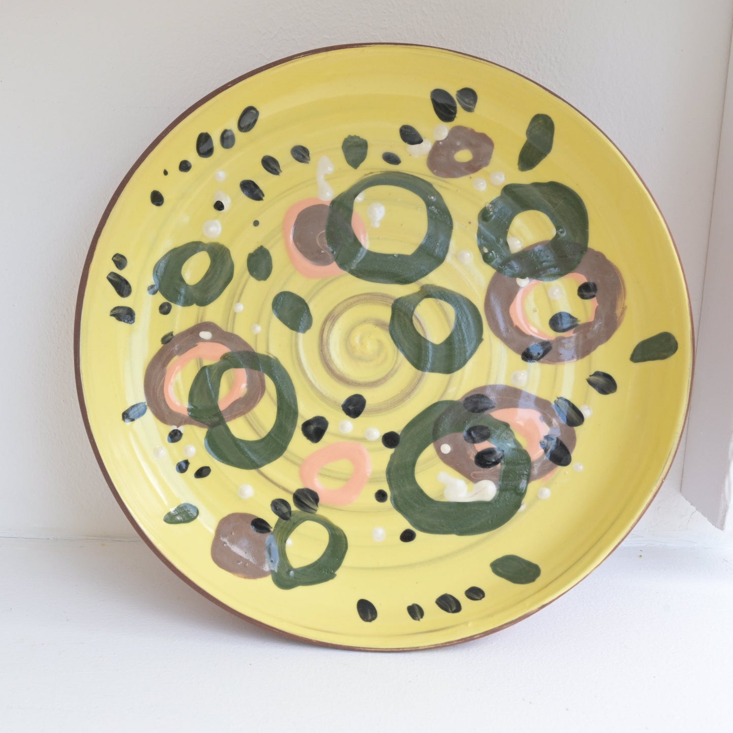 Francesca Anfossi: Handmade slipware terracotta plates