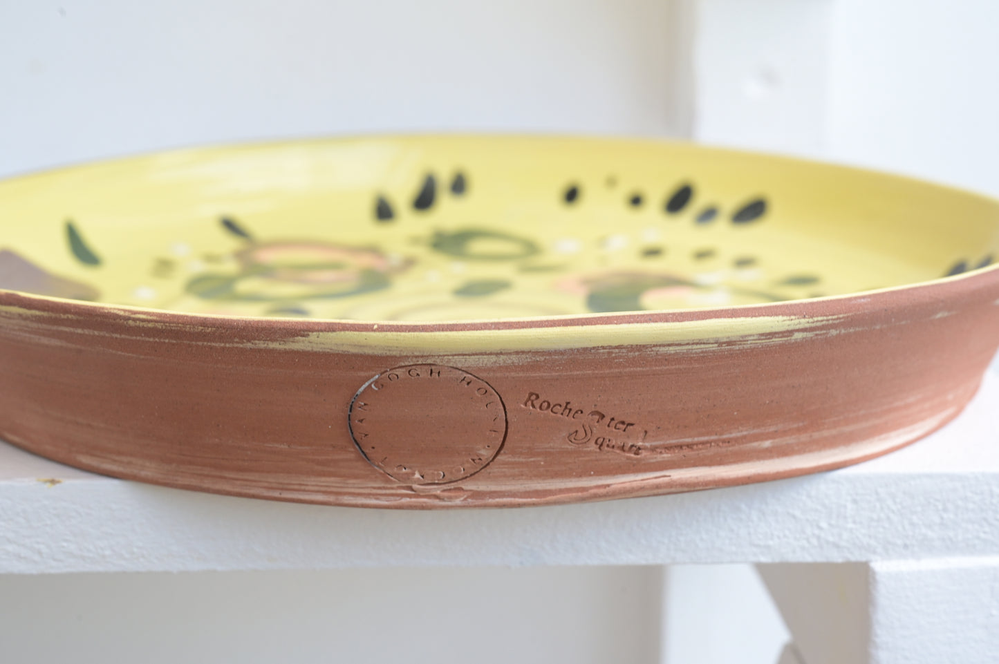 Francesca Anfossi: Handmade slipware terracotta plates